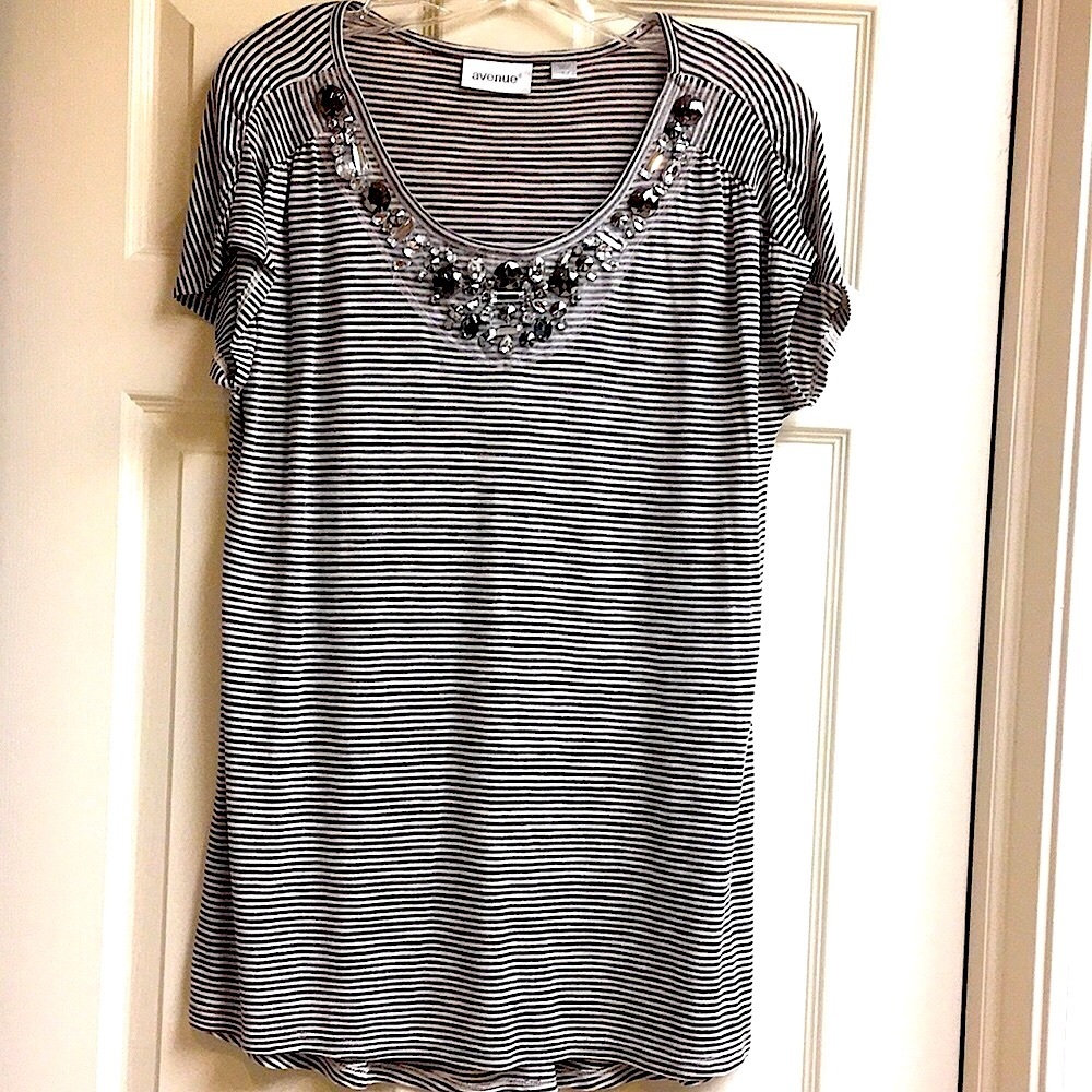 Striped Beaded Tunic Tee - Picture 3 of 6